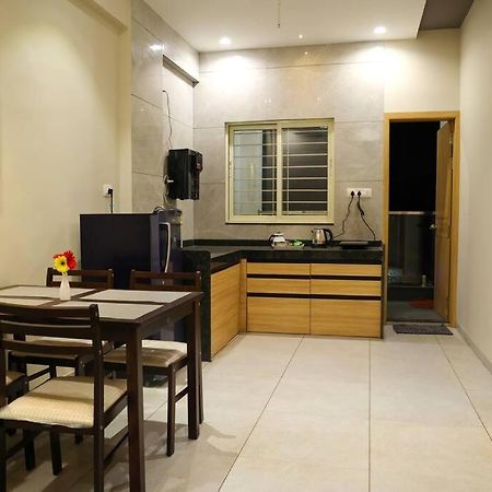 'Sumadhu Homes 301 ' Kolhapur Extérieur photo