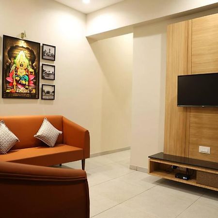 'Sumadhu Homes 301 ' Kolhapur Extérieur photo