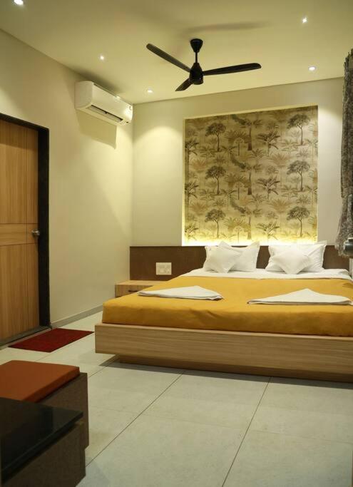 'Sumadhu Homes 301 ' Kolhapur Extérieur photo