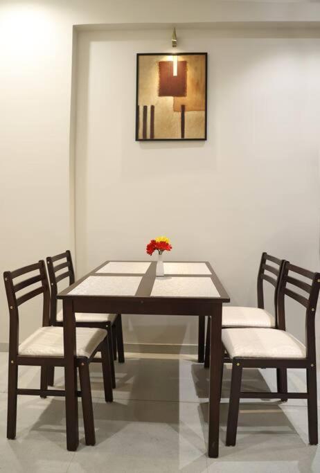 'Sumadhu Homes 301 ' Kolhapur Extérieur photo