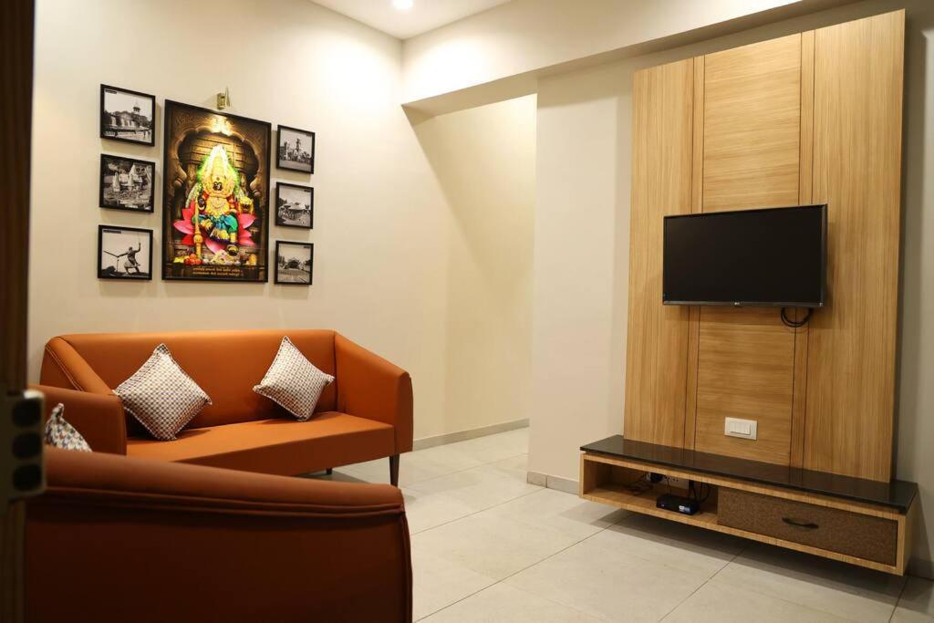 'Sumadhu Homes 301 ' Kolhapur Extérieur photo